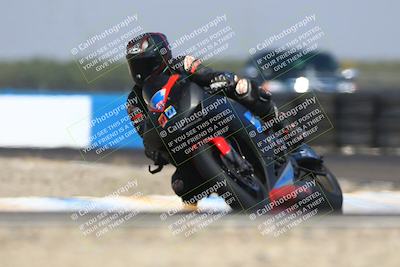 media/Sep-20-2025-TrackDaz (Sat) [[27f0cde673]]/A Group/12pm (Turn 1)/